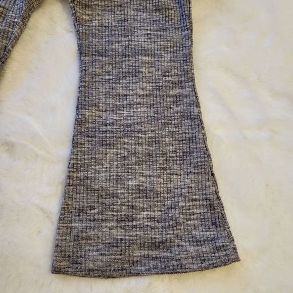 NWOT Shein toddler girl 2 piece grey active wear - Picture 5 of 6